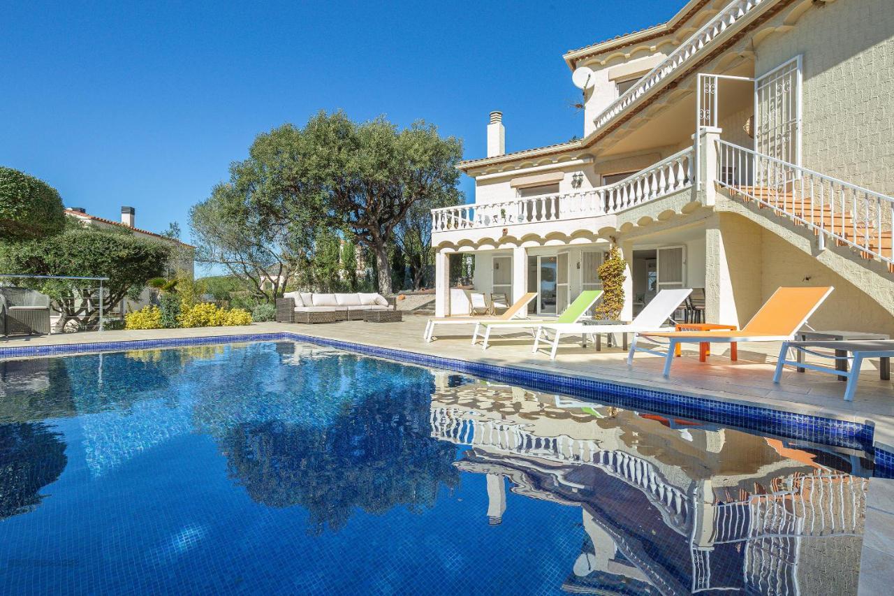 V013 - Villa Mas Isaac - Palau Saverdera Kültér fotó