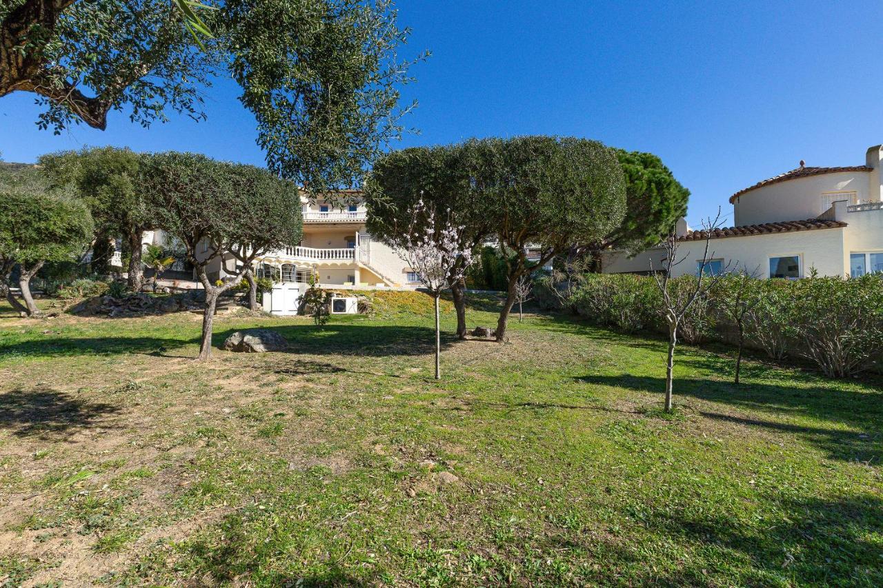 V013 - Villa Mas Isaac - Palau Saverdera Kültér fotó